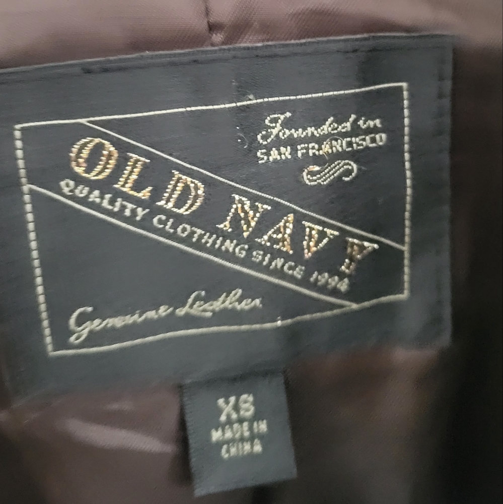 Old navy leather jacket with wrap around belt - Picture 3 of 3